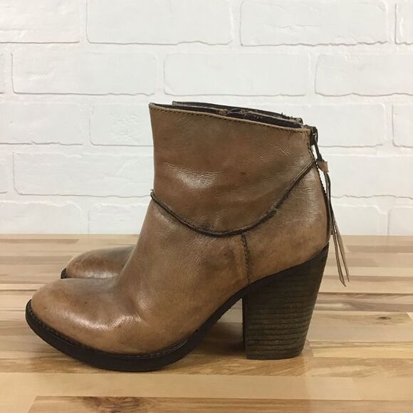 STEVE Madden leather ankle boots southwestern look cowboy size 7 tan brown rodeo - Picture 1 of 16